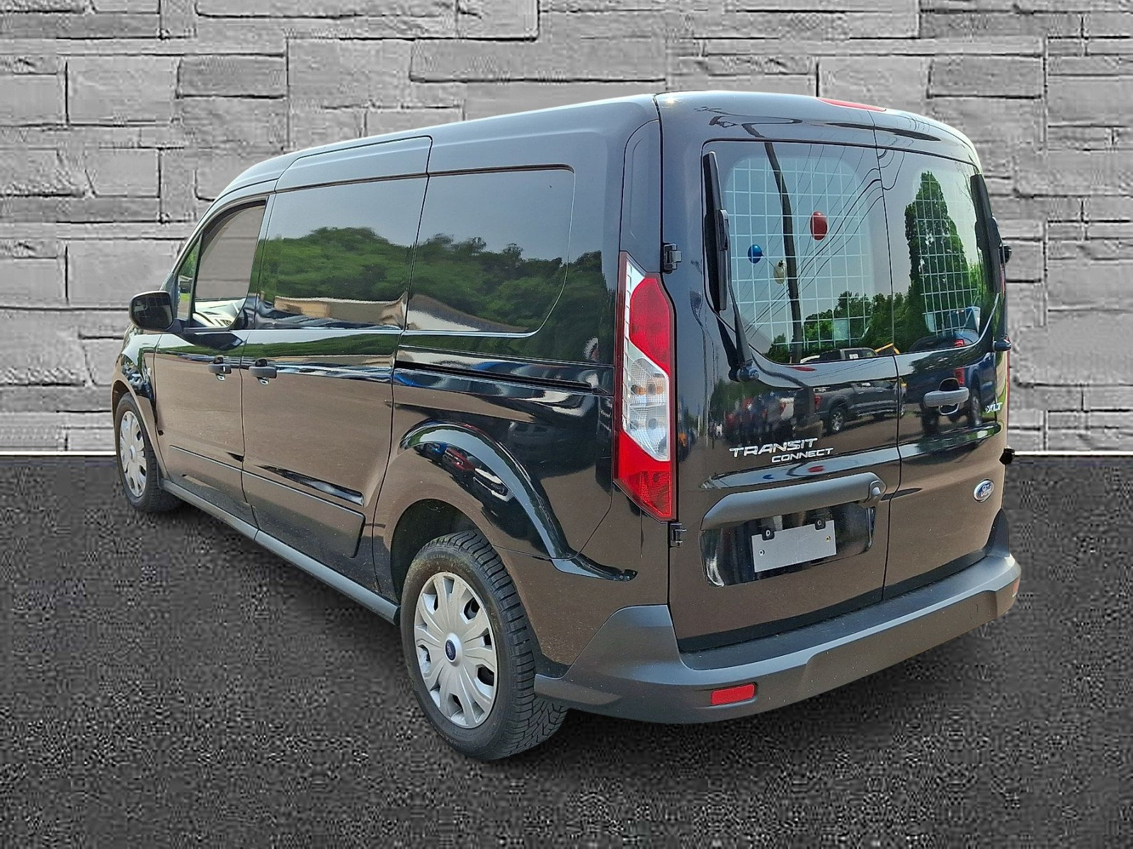 Certified 2023 Ford Transit Connect XLT FWD image 8