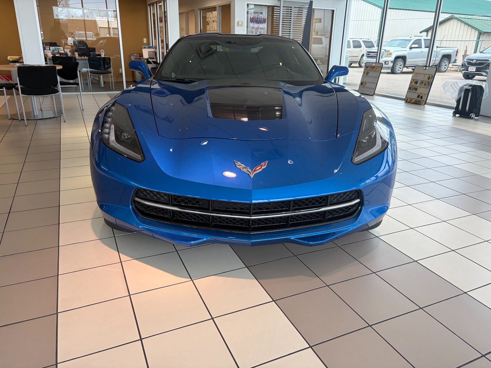 Used 2014 Chevrolet Corvette Z51 3LT w/ 3LT Preferred Equipment Group image 2