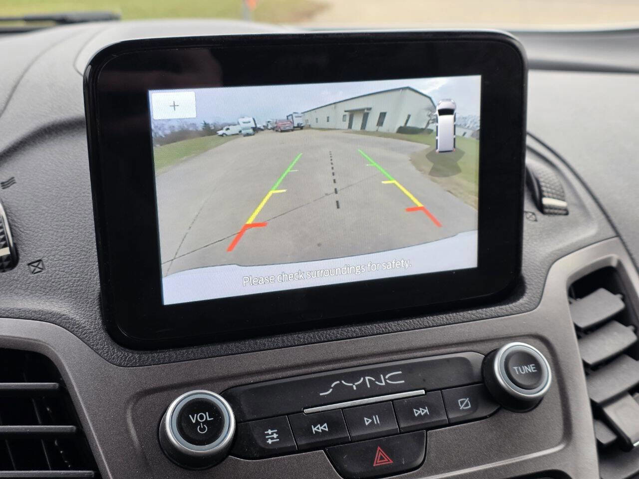 Used 2020 Ford Transit Connect XLT image 15