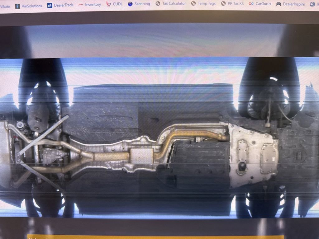 Used 2024 BMW X6 xDrive40i w/ Executive Package AWD/4WD image 23