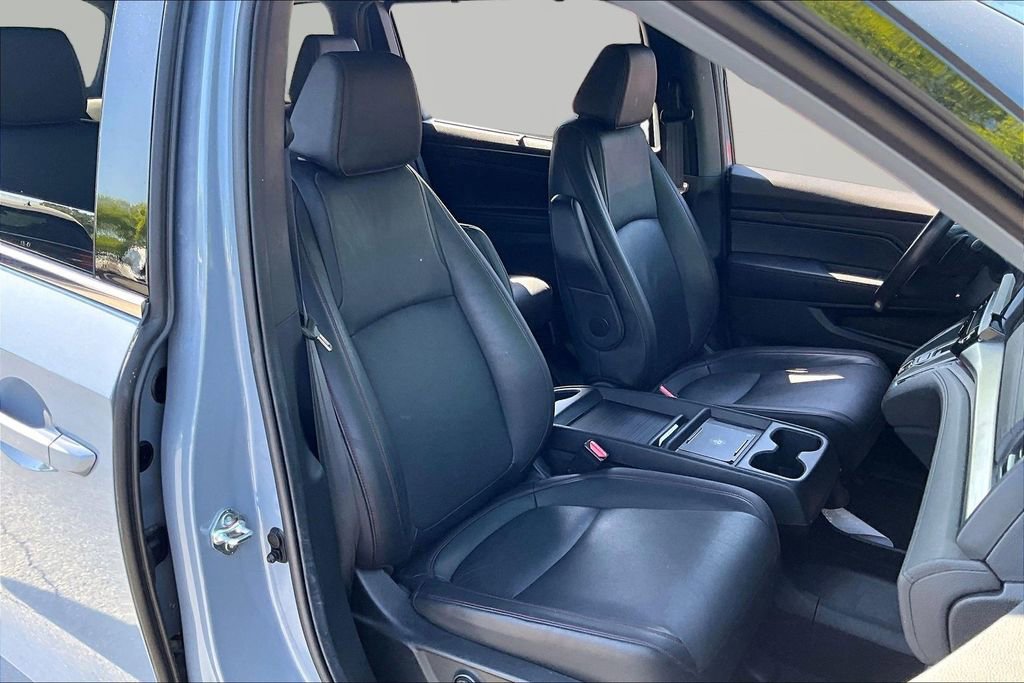 Used 2025 Honda Odyssey Sport-L image 23