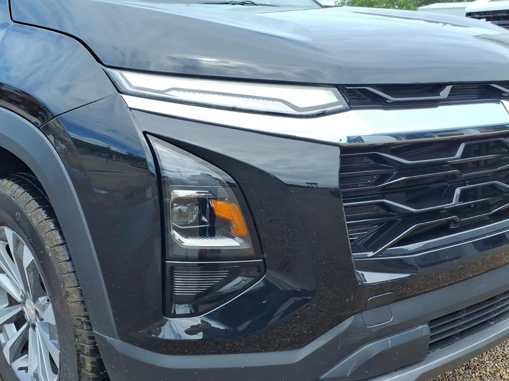 Certified 2025 Chevrolet Equinox LT AWD/4WD image 8