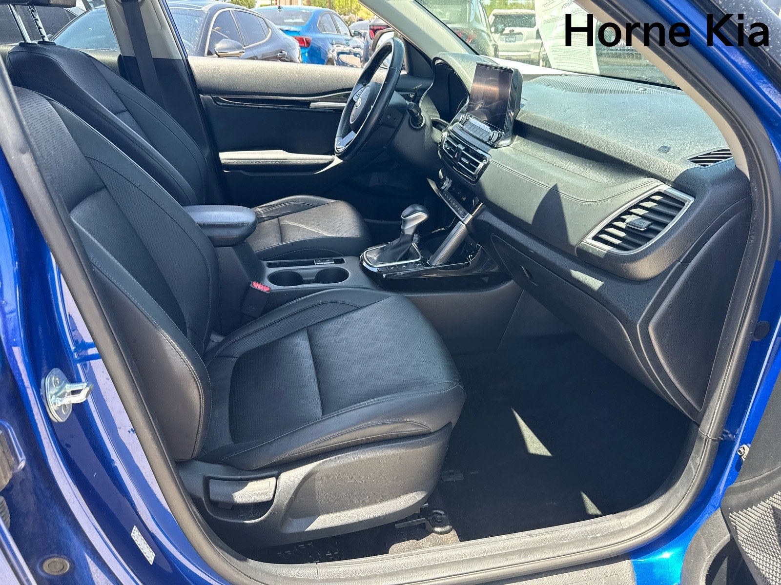Certified 2021 Kia Seltos SX w/ SX Sunroof Package AWD/4WD image 26