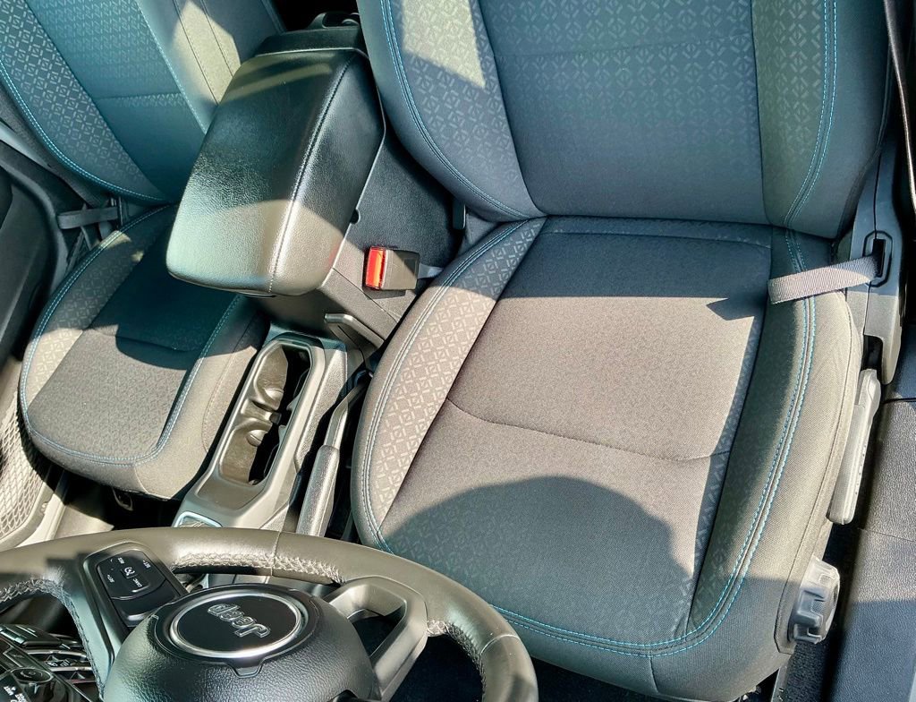 Used 2021 Jeep Wrangler Unlimited Islander image 41