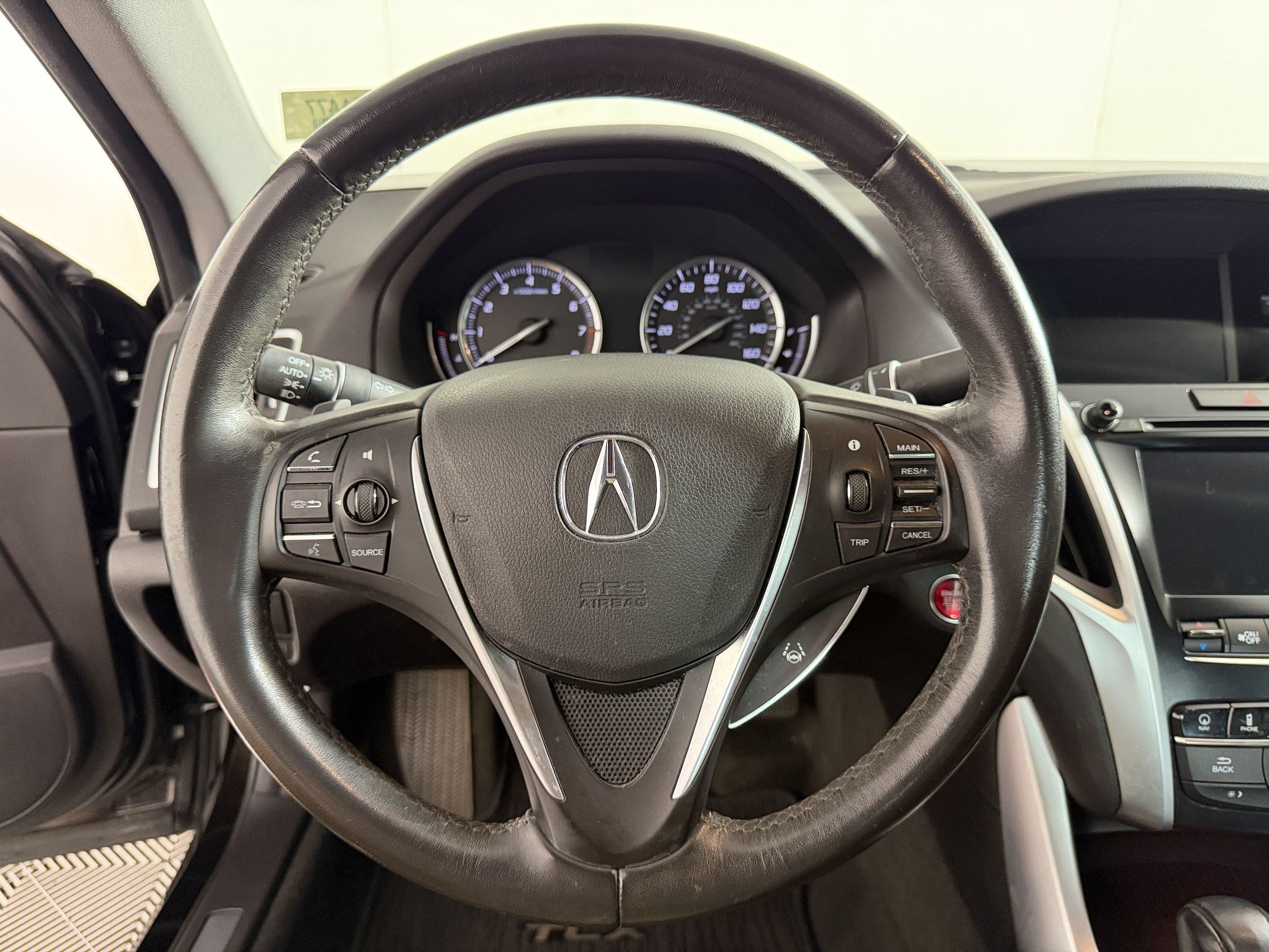 Used 2015 Acura TLX w/ Technology Package FWD image 11
