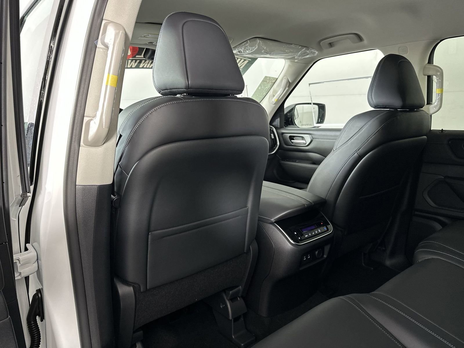 New 2026 Nissan Armada SV image 24