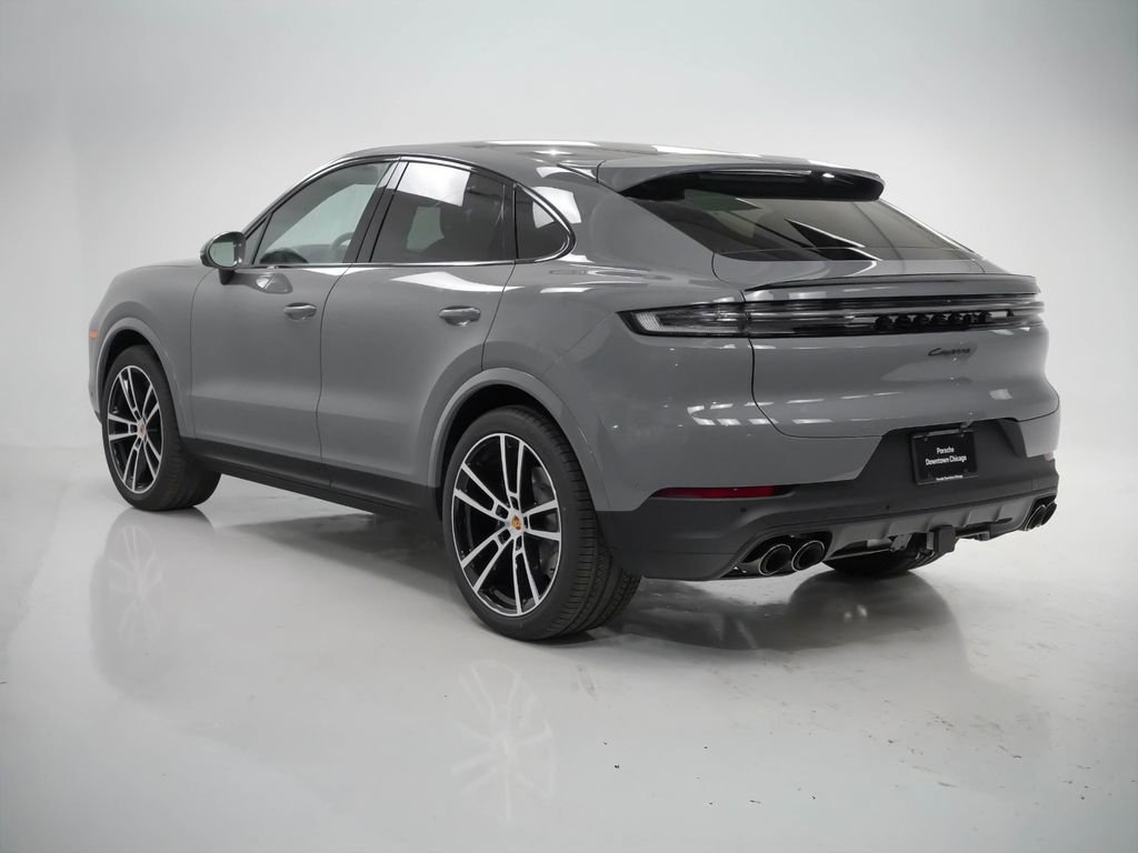 Used 2025 Porsche Cayenne Coupe AWD/4WD image 3