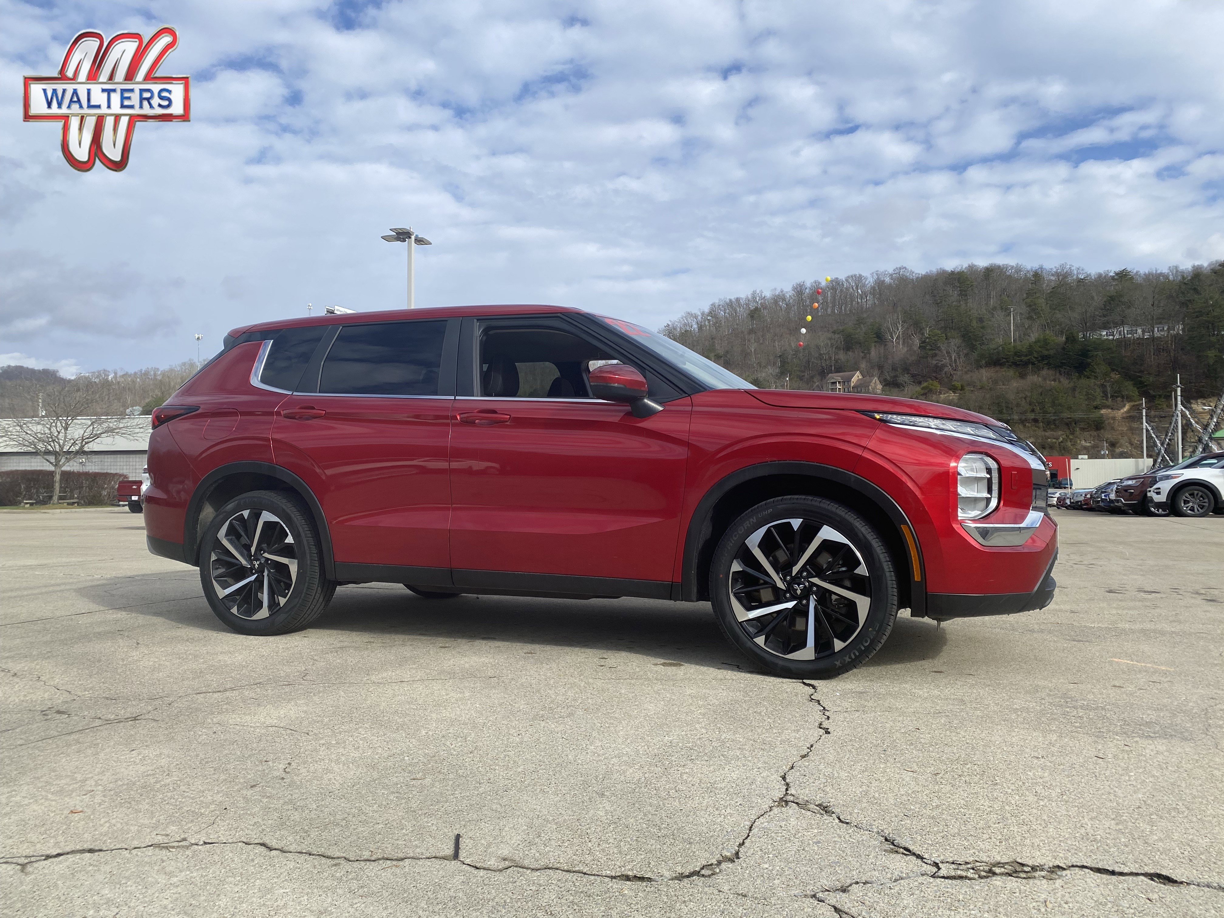 Used 2022 Mitsubishi Outlander ES