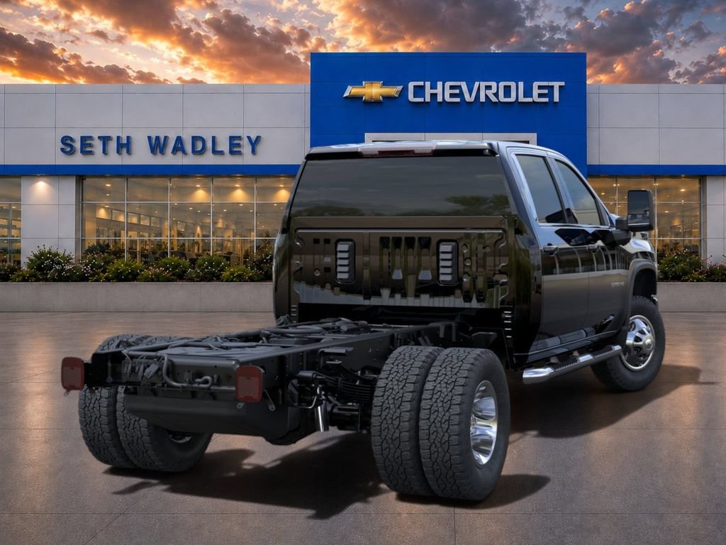 New 2026 Chevrolet Silverado 3500 LT w/ Convenience Package AWD/4WD image 4