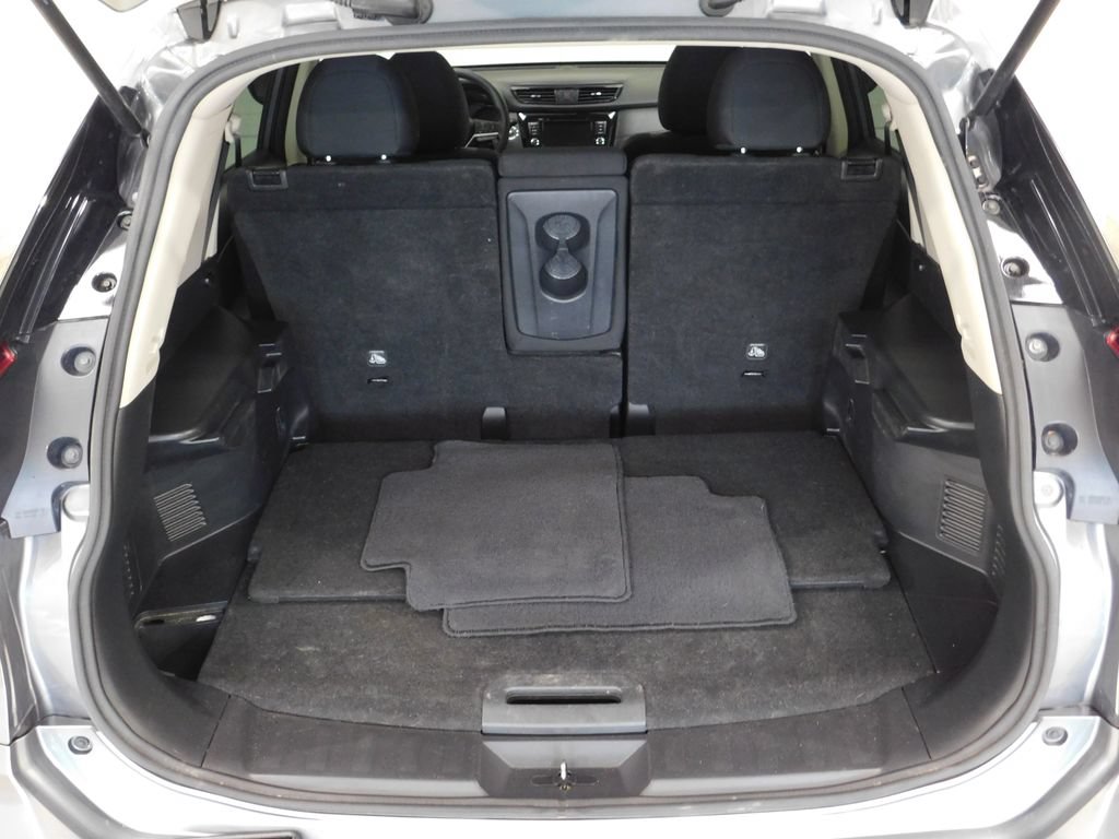 Used 2020 Nissan Rogue SV AWD/4WD image 56