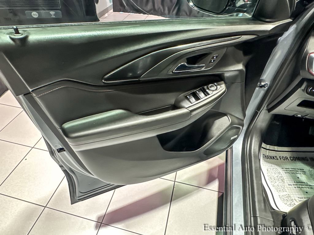 Used 2022 Chevrolet TrailBlazer RS w/ Technology Package image 23