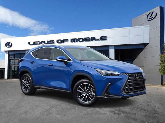 Used 2025 Lexus NX 250 FWD w/ Towing Package (2000 Lbs) image 1