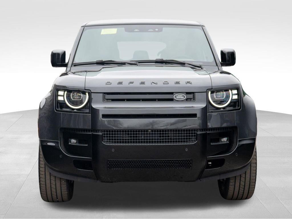 New 2026 Land Rover Defender 110 V8 image 2