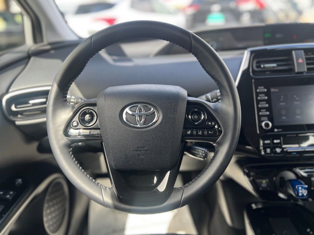 Used 2022 Toyota Prius AWD image 30