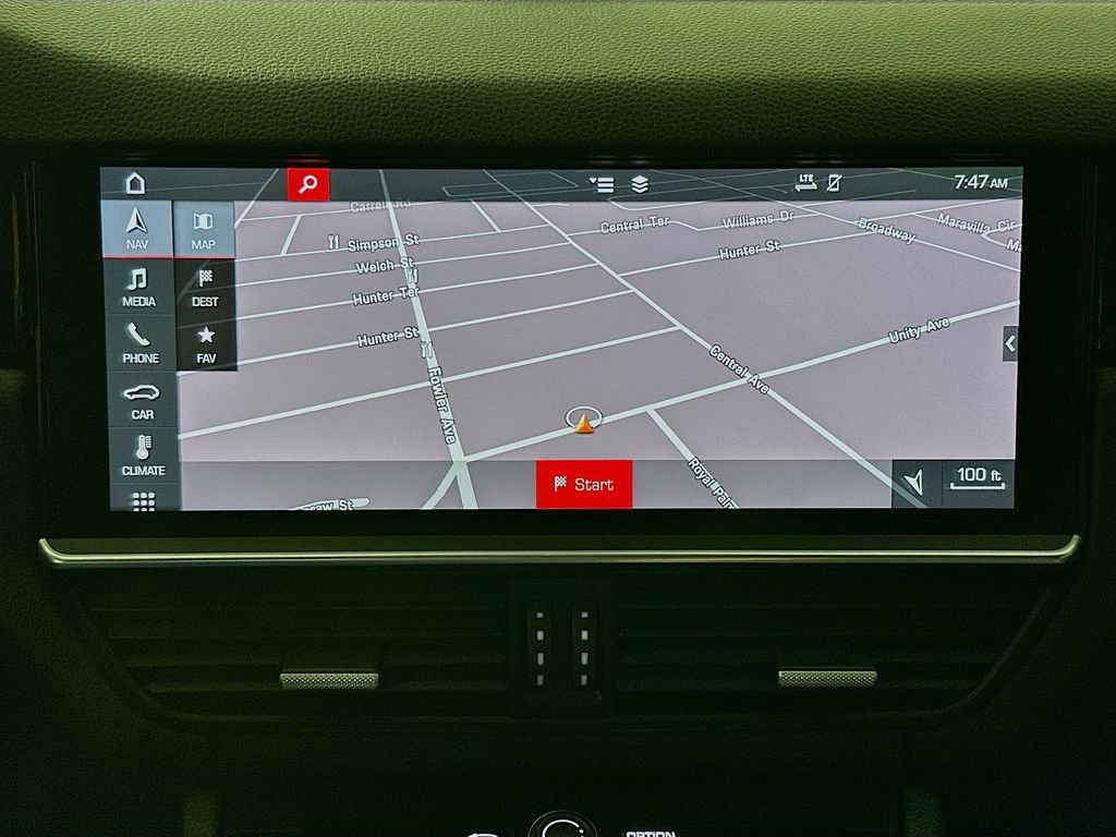 Used 2019 Porsche Cayenne Base image 15