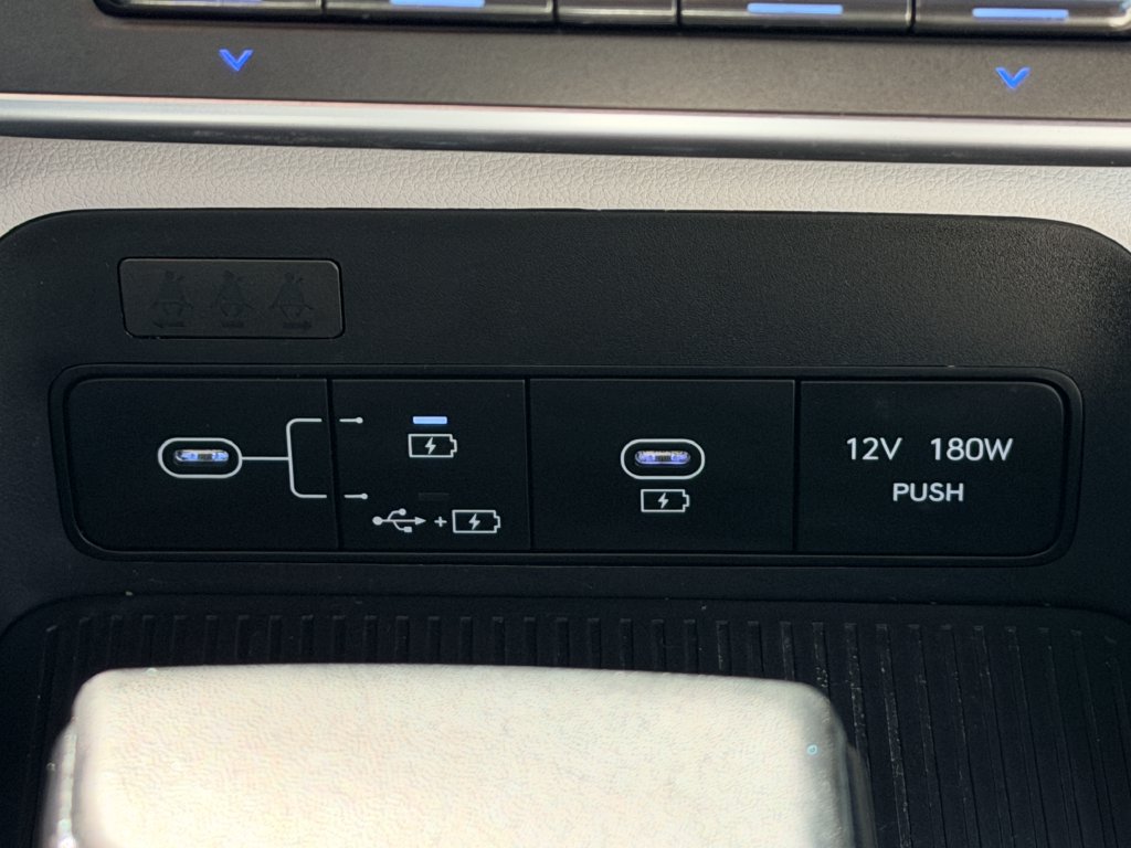 Certified 2025 Hyundai Kona SEL FWD image 29