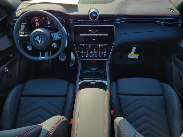 New 2026 Maserati Grecale Modena image 15