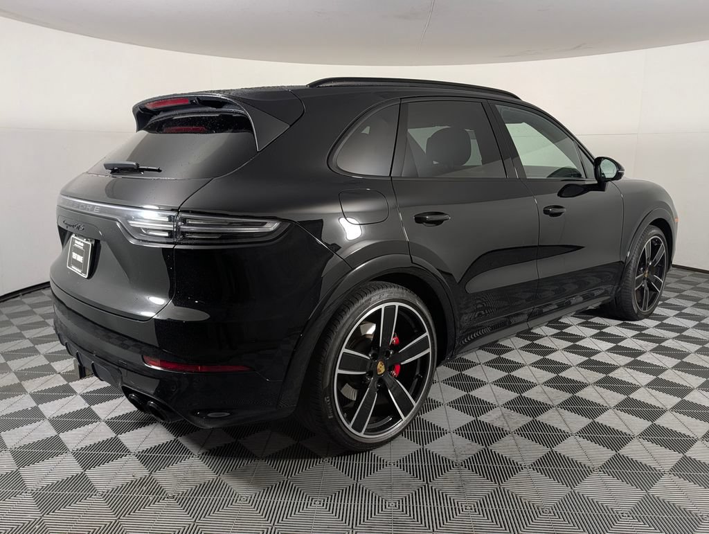 Used 2023 Porsche Cayenne GTS AWD/4WD image 7