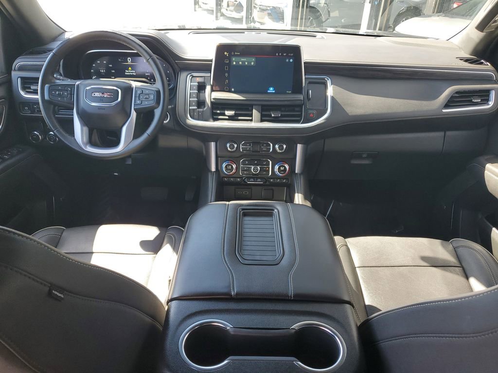 Used 2024 GMC Yukon SLT image 11