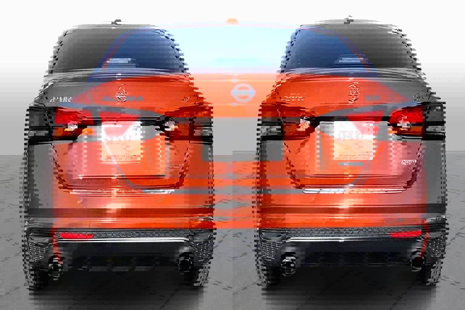 Used 2022 Nissan Altima 2.0 SR image 3