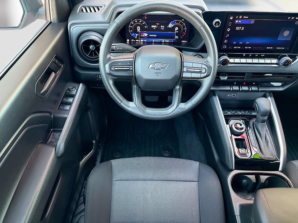Used 2025 Chevrolet Colorado Trail Boss AWD/4WD image 10
