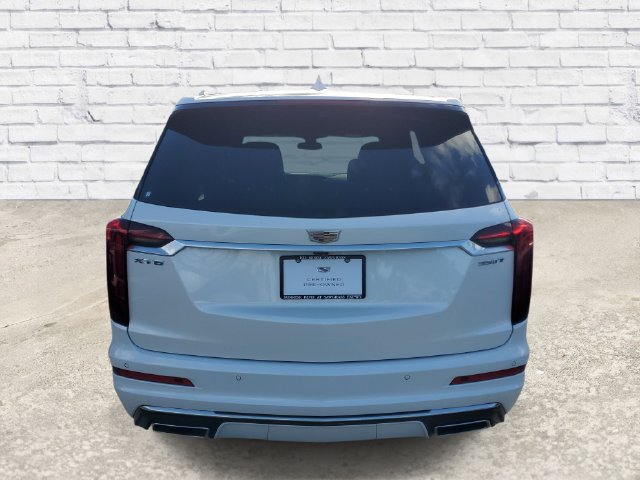 Certified 2024 Cadillac XT6 Luxury FWD image 3