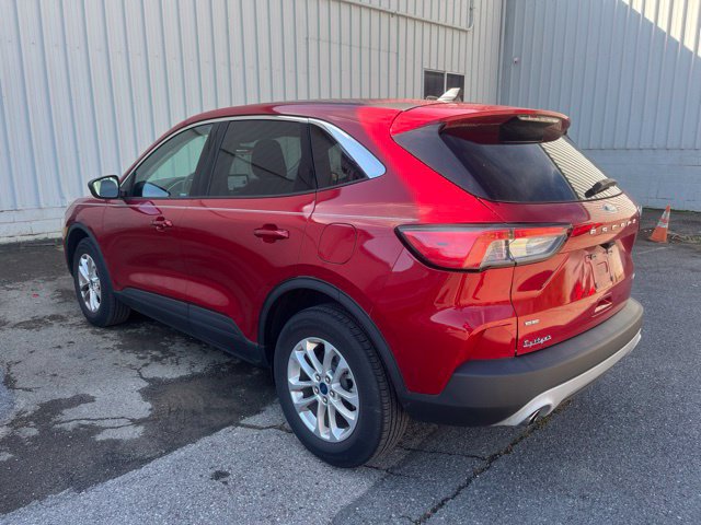 Used 2022 Ford Escape SE w/ Cold Weather Package AWD/4WD image 7