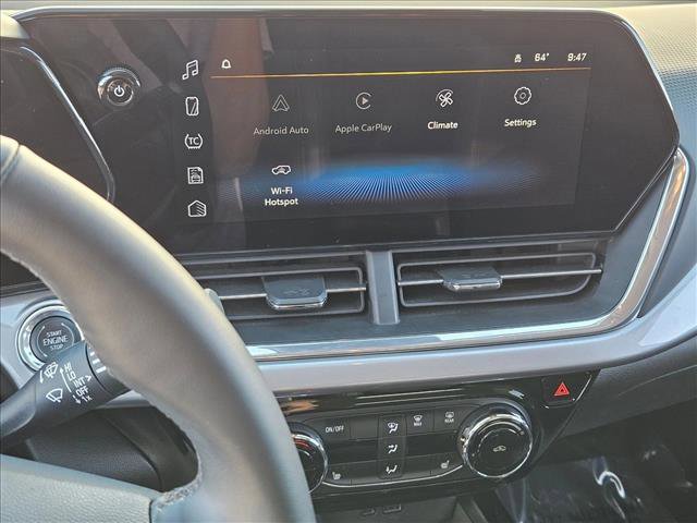 Used 2024 Chevrolet Trax LT w/ LT Convenience Package image 14