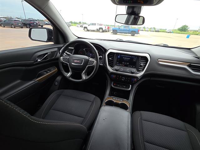 Used 2022 GMC Acadia SLE w/ Driver Convenience Package FWD image 13