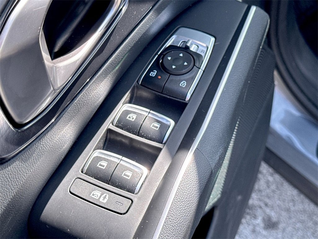 Used 2024 Kia Sorento S image 23