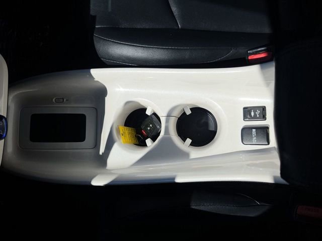 Used 2016 Toyota Prius Three Touring FWD image 15