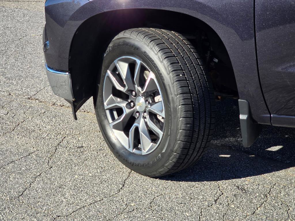 Used 2023 Chevrolet Silverado 1500 LT AWD/4WD image 27