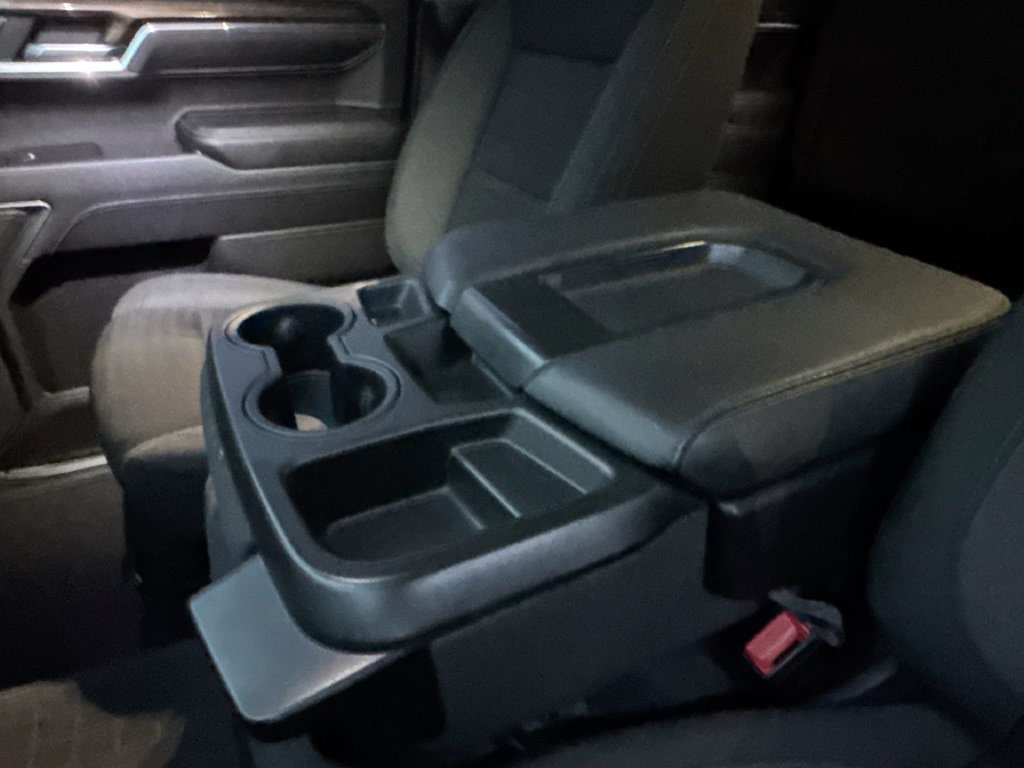 Used 2022 Chevrolet Silverado 1500 RST w/ Z71 Off-Road Package AWD/4WD image 24