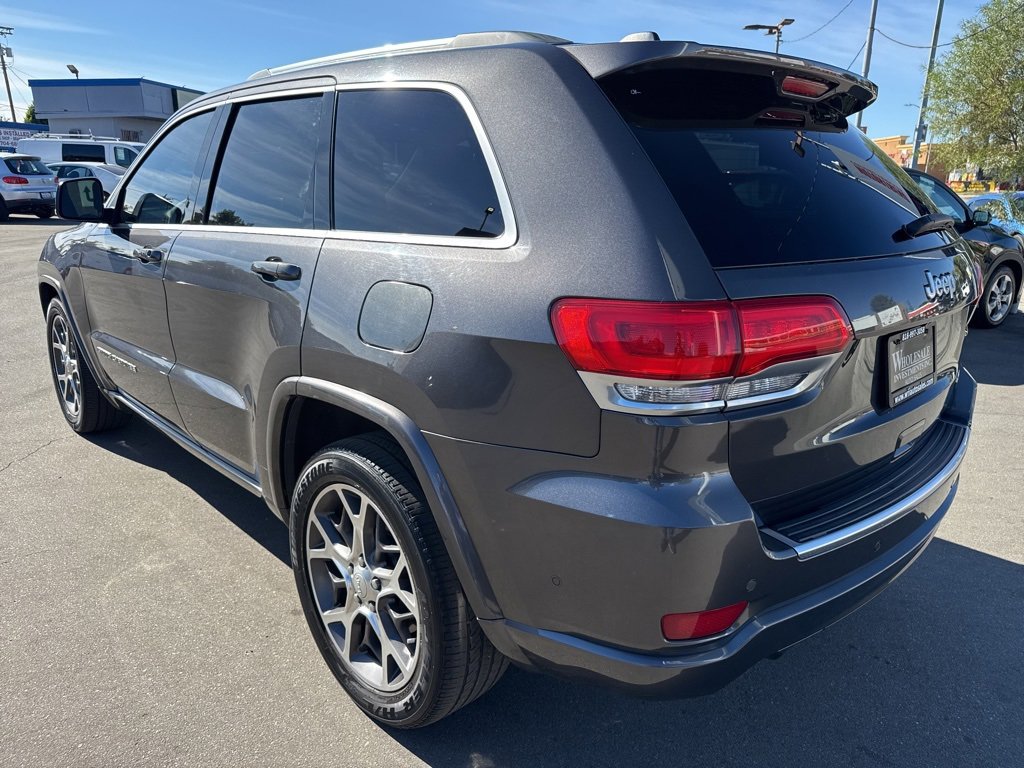 Used 2018 Jeep Grand Cherokee Limited image 3