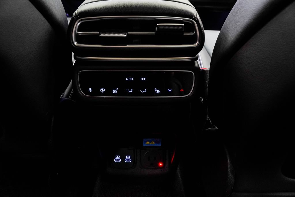 Used 2025 Genesis GV80 2.5T Prestige AWD/4WD image 26