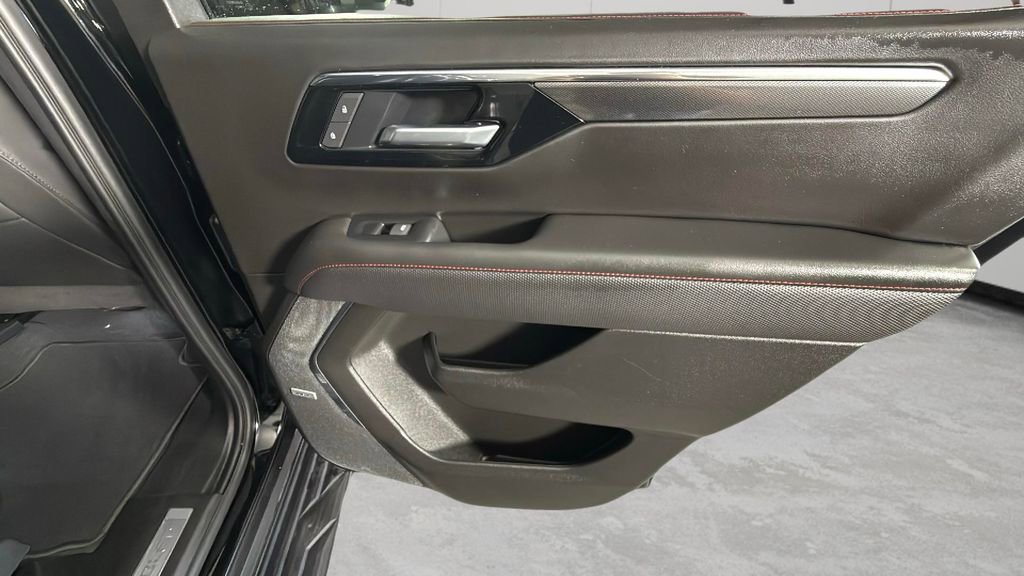 Certified 2025 Chevrolet Tahoe RST w/ Comfort Package image 37