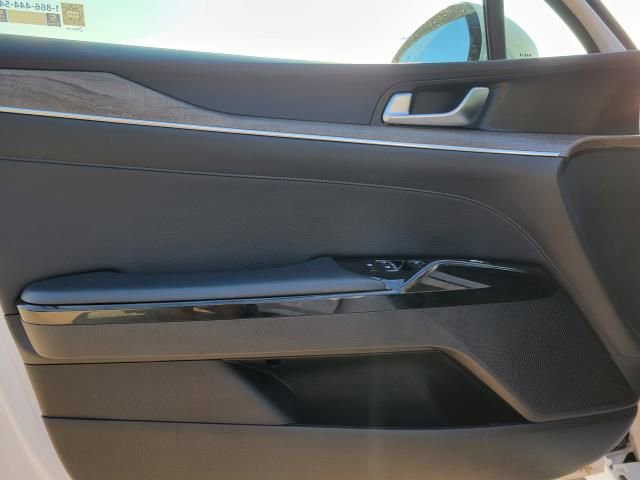 Used 2022 Kia K5 EX image 14