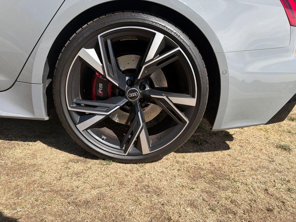 Used 2022 Audi RS 6 AWD/4WD image 37