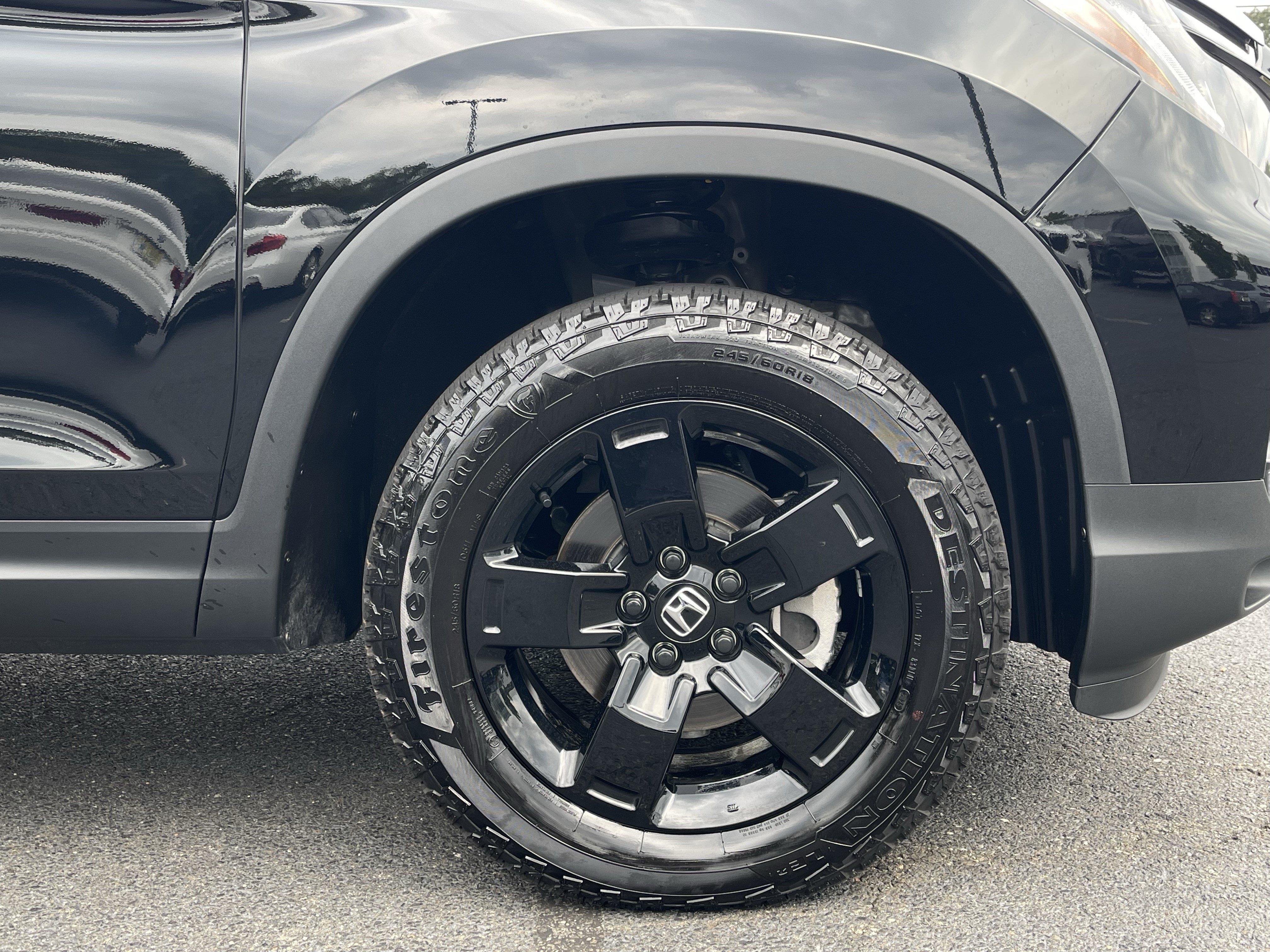Used 2025 Honda Ridgeline Black Edition image 10