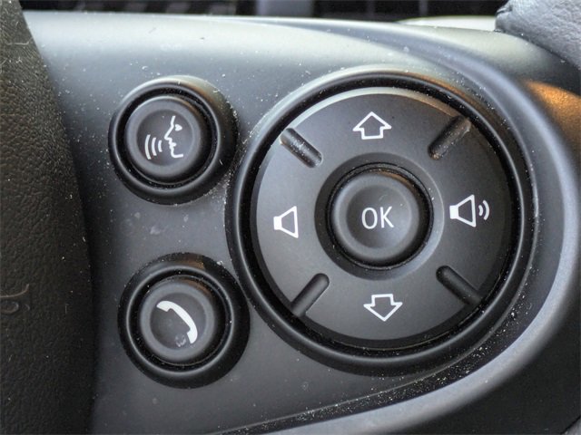 Used 2020 MINI Cooper SE w/ 6.5" Touchscreen Package image 25