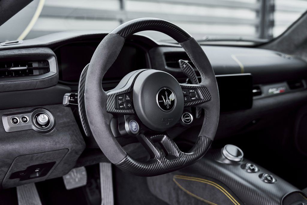 Used 2024 Maserati MC20 Coupe image 47