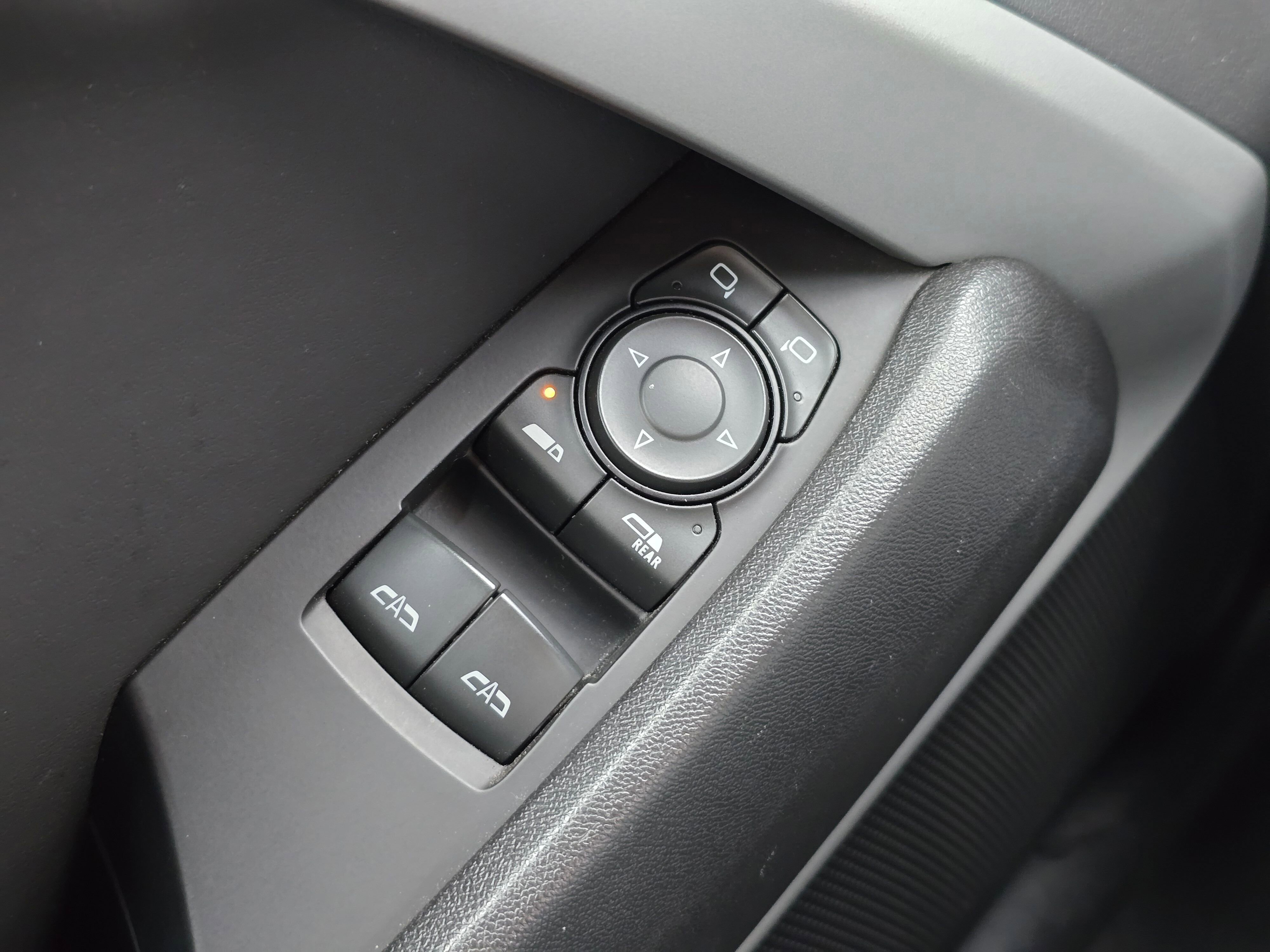 Used 2017 Chevrolet Camaro SS image 30