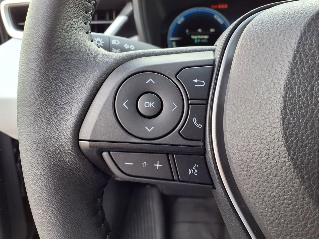 New 2026 Toyota Corolla SE FWD image 23