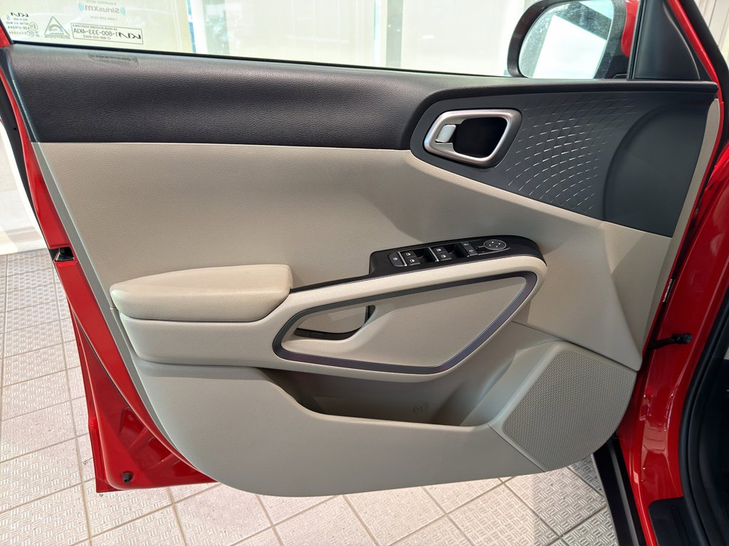 Certified 2024 Kia Soul EX image 15
