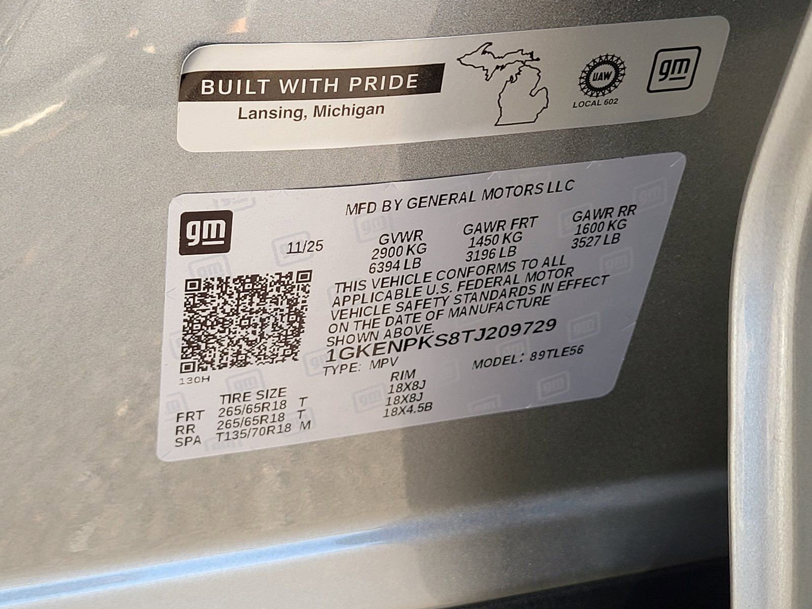 New 2026 GMC Acadia AT4 w/ Luxury Package image 13