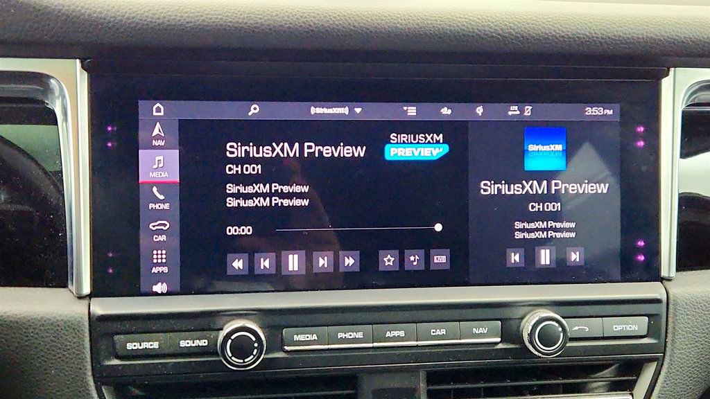 Used 2020 Porsche Macan AWD with Premium Package Plus image 19