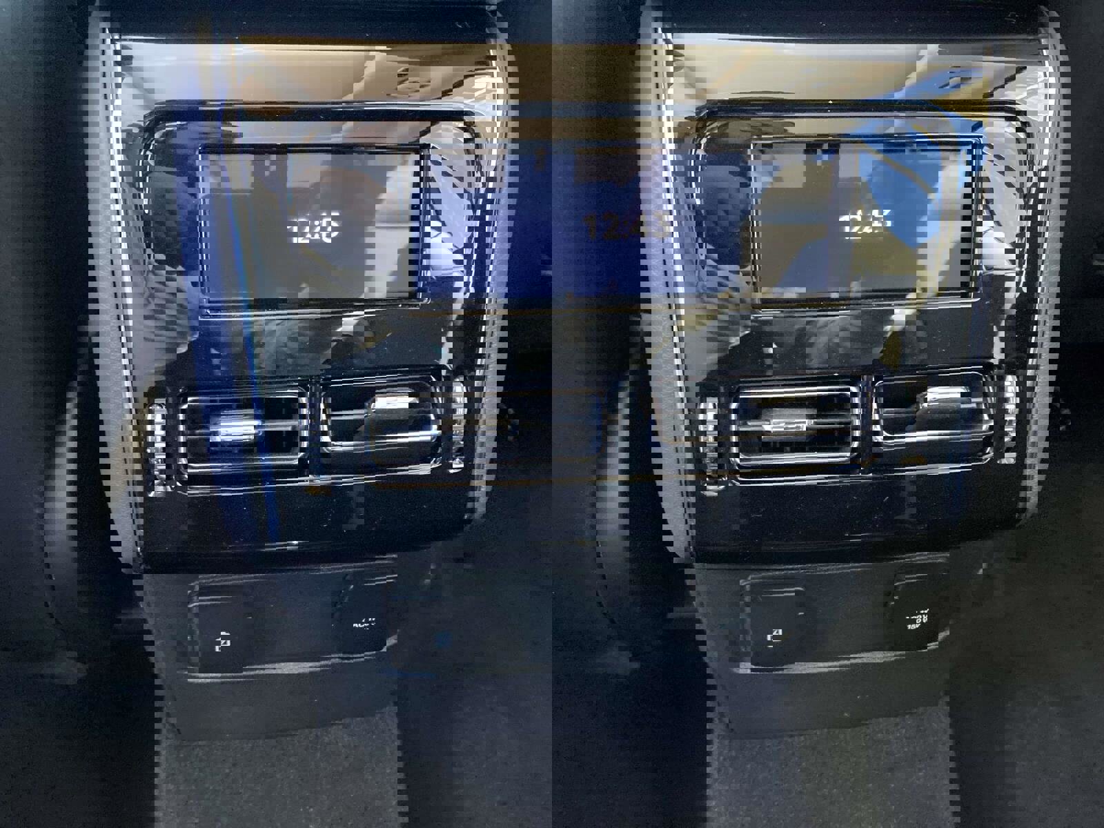 New 2025 Lincoln Aviator AWD w/ Equipment Group 101A image 19