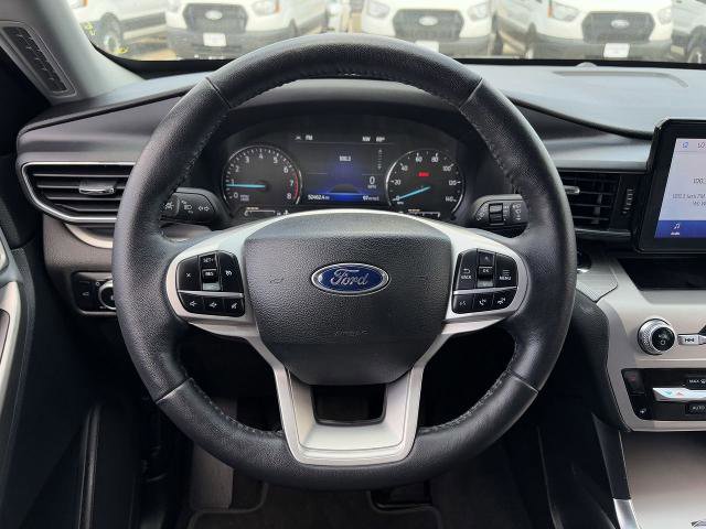 Certified 2022 Ford Explorer XLT w/ Equipment Group 202A RWD image 14