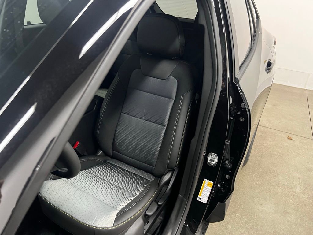 New 2026 Chevrolet Trax LT image 23