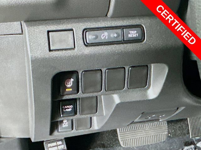 Certified 2025 Nissan Frontier SV RWD image 12